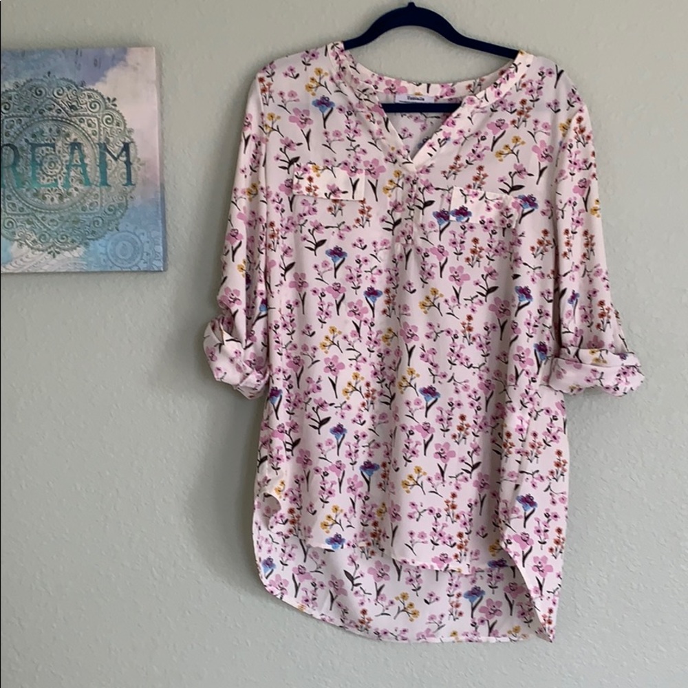 Flowy floral tunic top